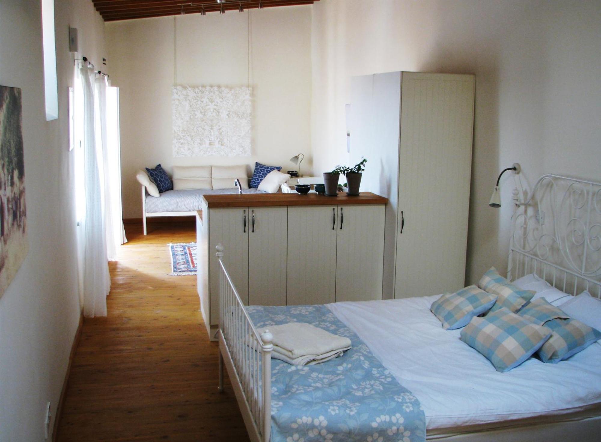 Dolphin Guest House And Studios Tokhni Buitenkant foto